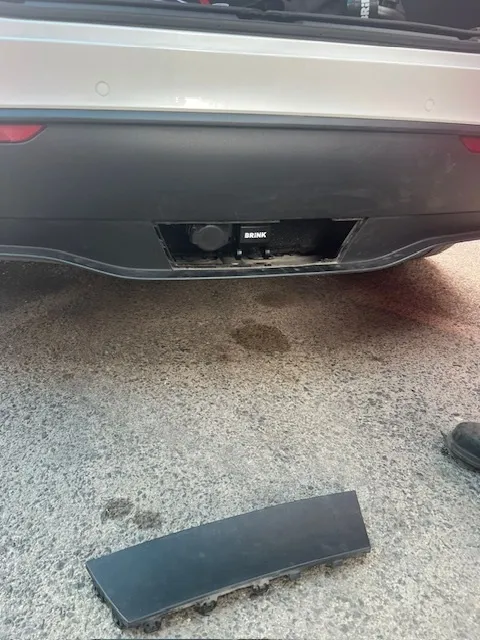 וו גרירה ורטיקלי נשלף רכב טסלה Y כולל התקנה- באישור משרד התחבורה  גרסא 2